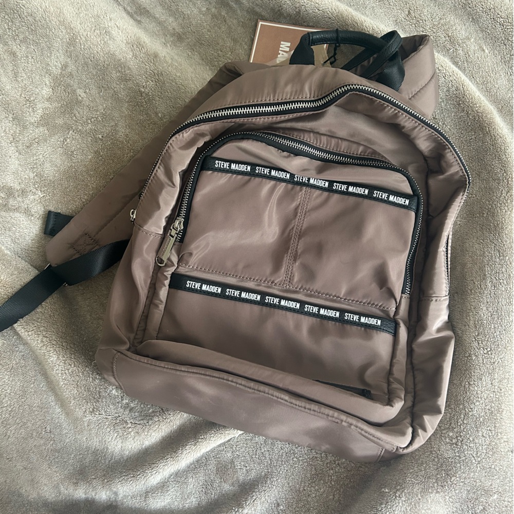NWT Steve Madden Backpack and Pouch Set